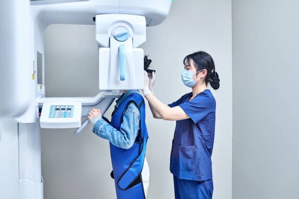 Best Weekend Emergency Dentist in La Harpe, IL